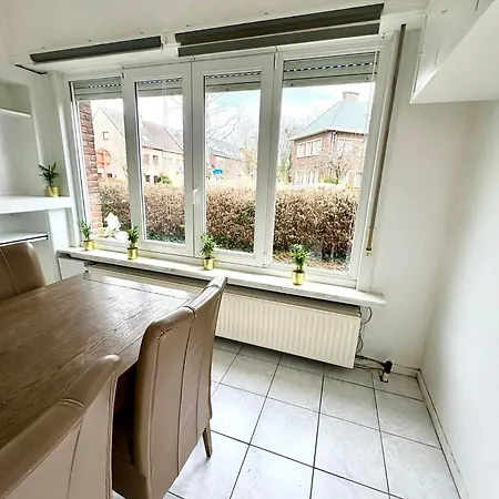 Tomorrowland Big House In - 500m Apartment Boom