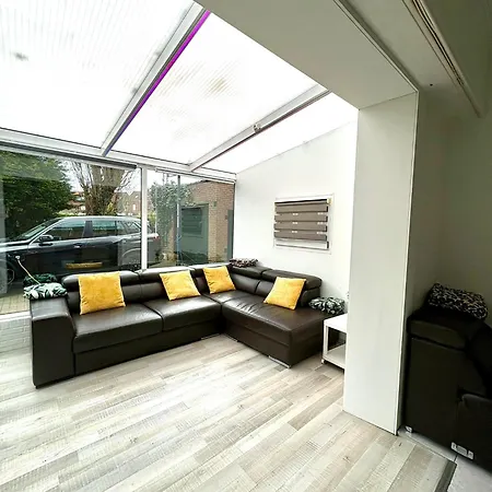 Apartment Tomorrowland Big House In - 500m Boom